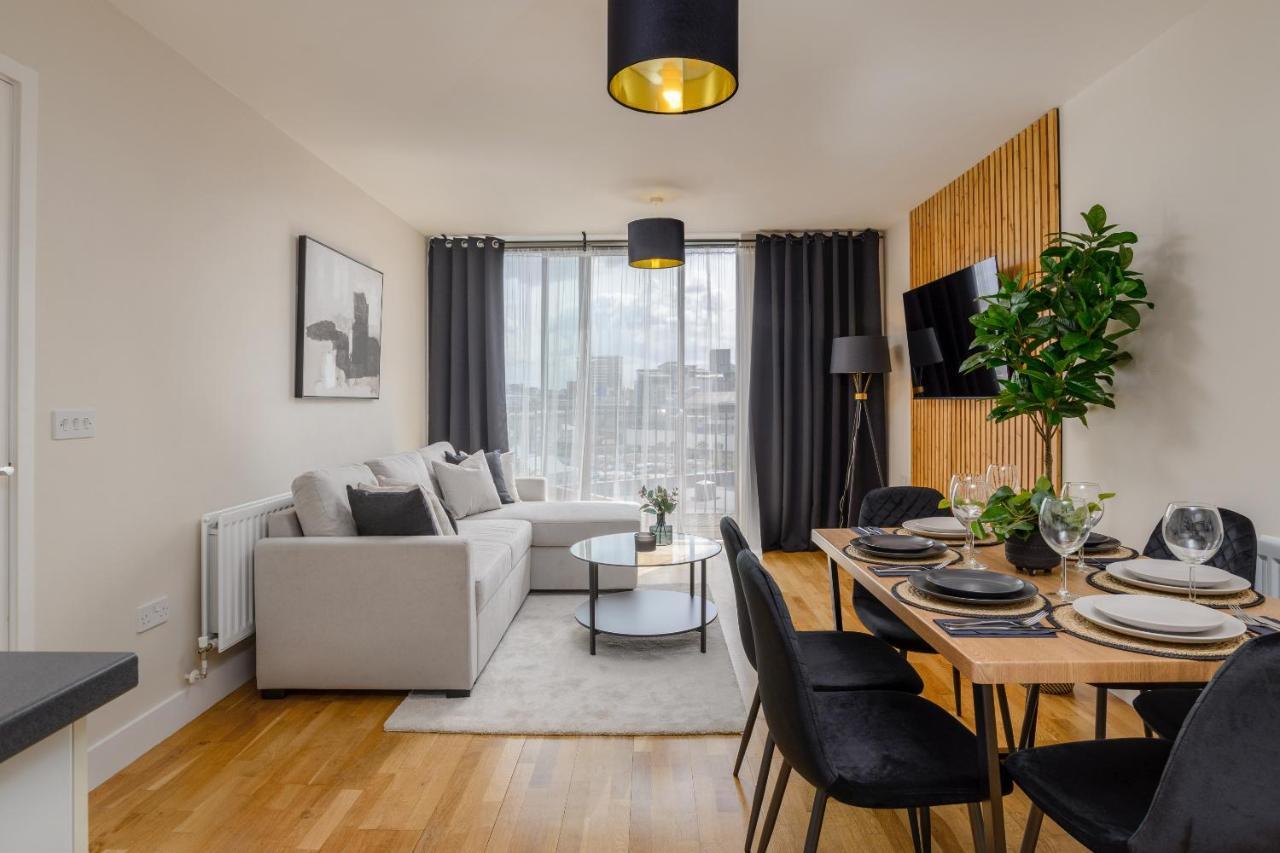 Premium Apartment - Allocated Parking - Great Location Plymouth Ngoại thất bức ảnh